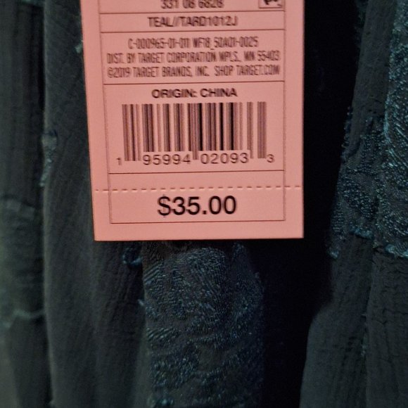 Dress - Picture 3 of 3